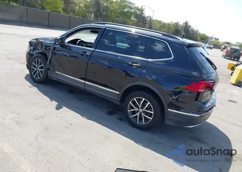 2020 Volkswagen Tiguan 2.0T Se/2.0T Se R-Line Black/2.0T Sel из США, поврежденный, VIN 3VV3B7AX9LM176155